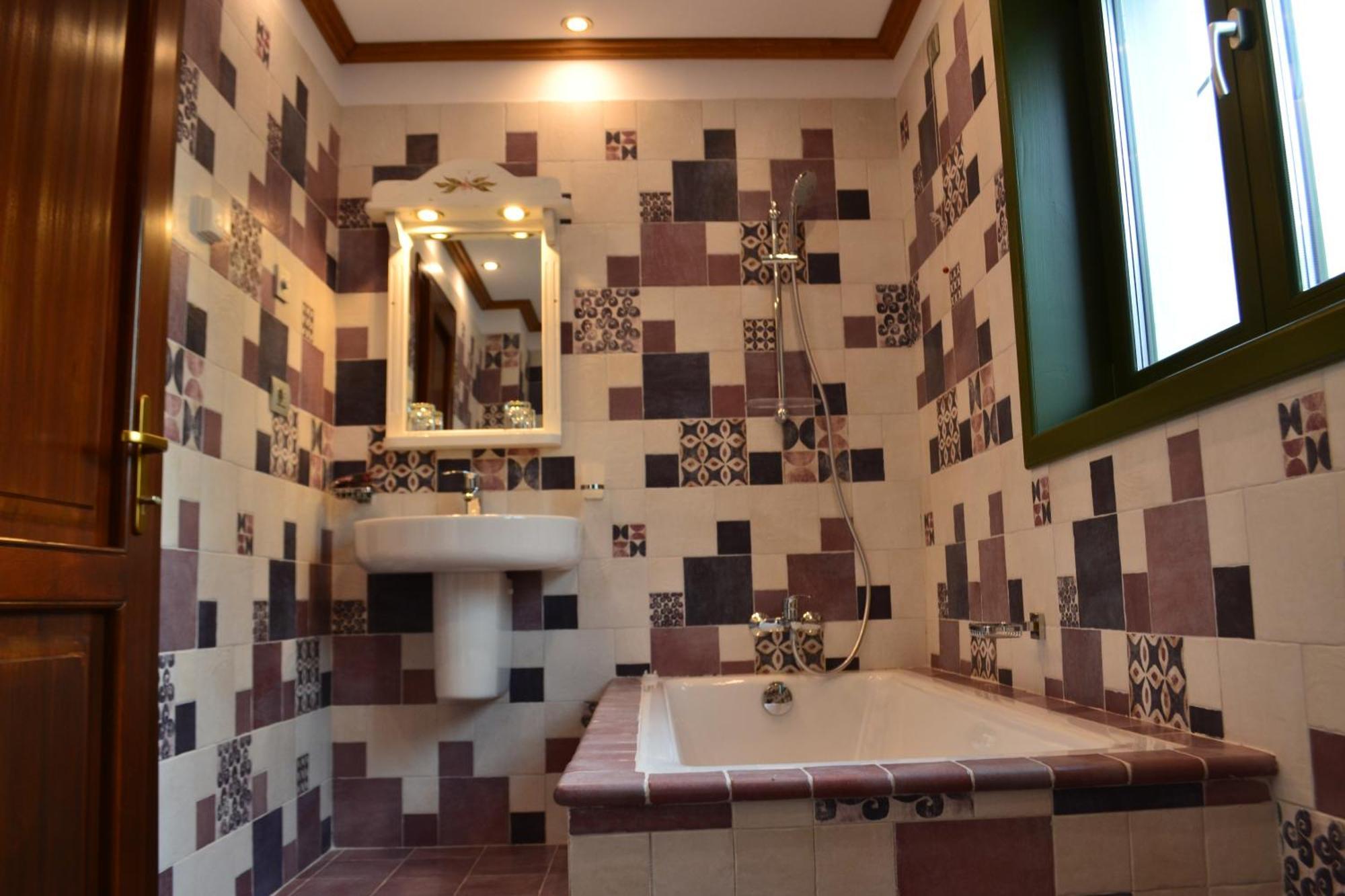 Casa Comana Boutique Hotel Букурещ Екстериор снимка